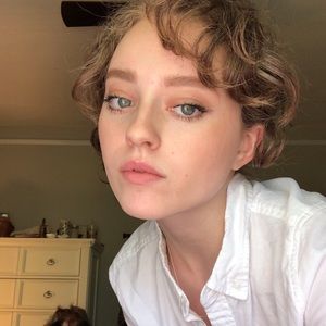 Meet your Posher, Leah